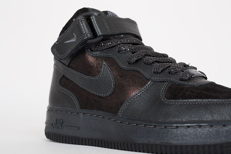 Nike Air Force 1 Mid Premium 