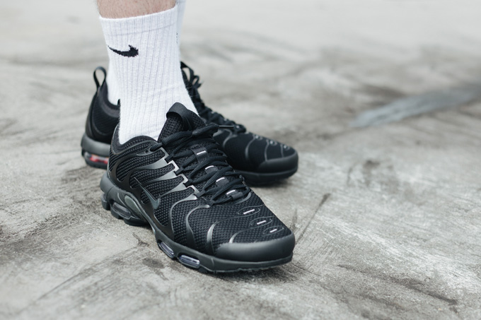 nike tn black black original