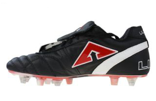 nike air football boots 1990's